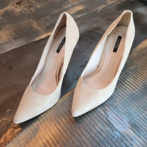 Suede Nude Heels women size 7.5